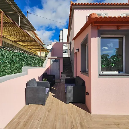 Sunny Terrace * Funchal (Madeira)